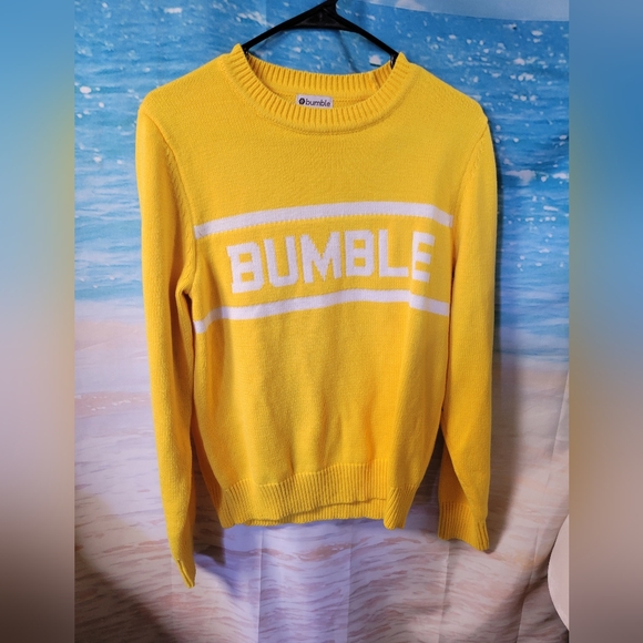 Bumble Sweaters - Bumble NWOT Yellow‎ Collegiate Look Sweater Size Small